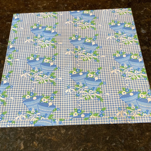 🩵💚🤍Vintage AMBASSADOR Wedding Gift Wrap Remnant🩵💚🤍 - Picture 3 of 5